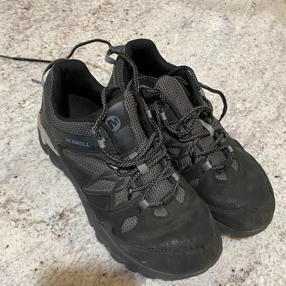 Merrell Hiking Shoes‎ - Size 8 - Picture 1 of 6
